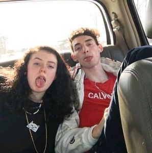 Meet your Posher, Leon